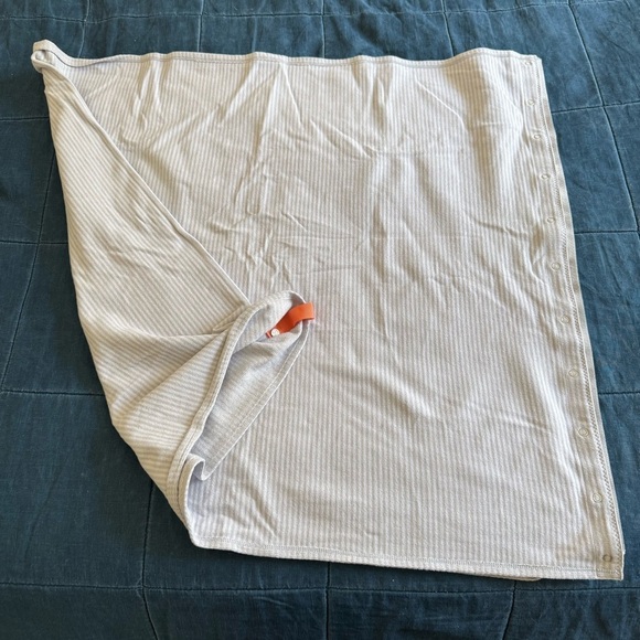 Lululemon Vinyasa Scarf Gray Striped OS Rulu Fabric Multi Wear - Picture 5 of 7